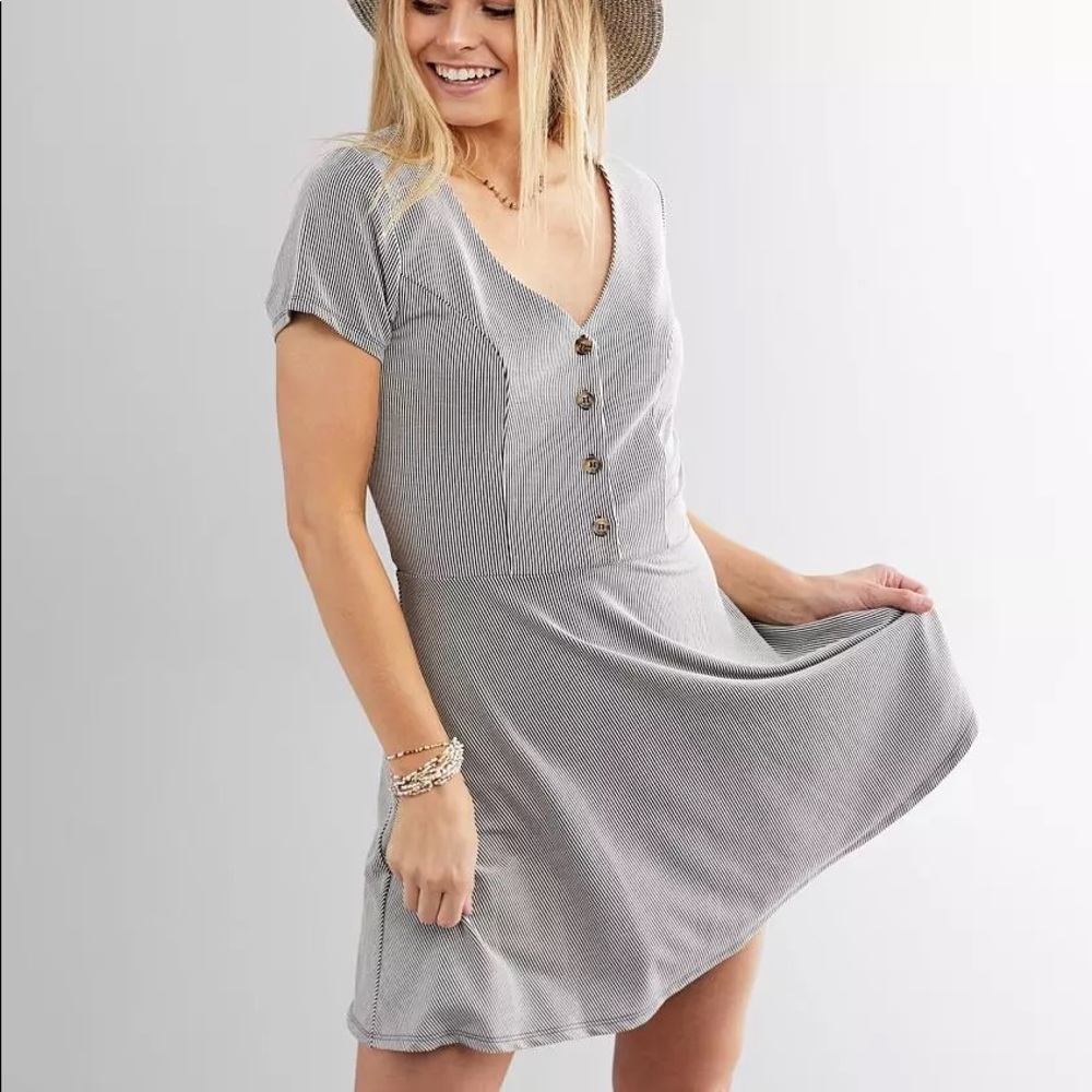 Daytrip Black and White Ribbed Knit Dress Size Medium